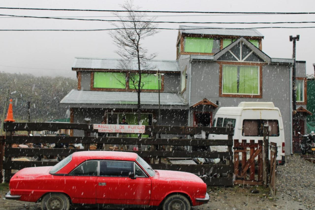 Caballo de Fuego Bed and Breakfast Ushuaia Exterior foto